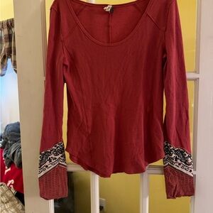 Free people thermal detailed  sleeves